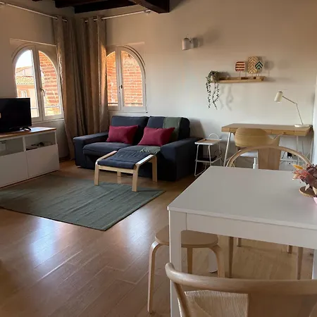 Tour Du Vigan - Vue Cathedrale - Hypercentre Appartement